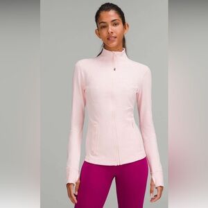 🍋 EUC Lululemon Strawberry Milkshake Define
Nulu Jacket Size 10